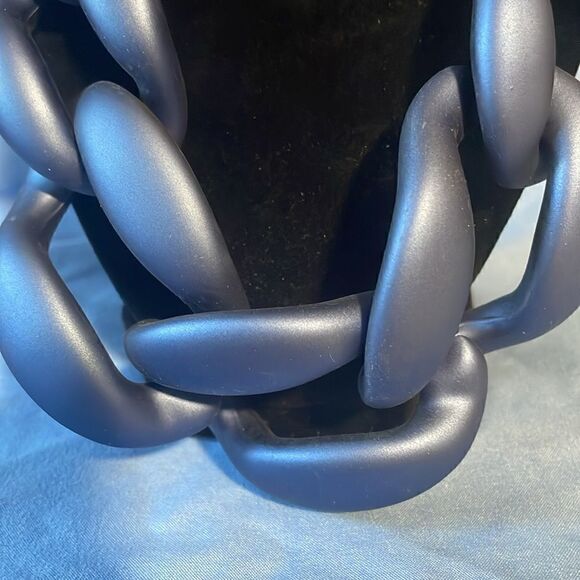 Coiris chunky blue statement necklace - Picture 3 of 5